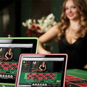 Pros and Cons of Live Casinos and Traditional Casinos