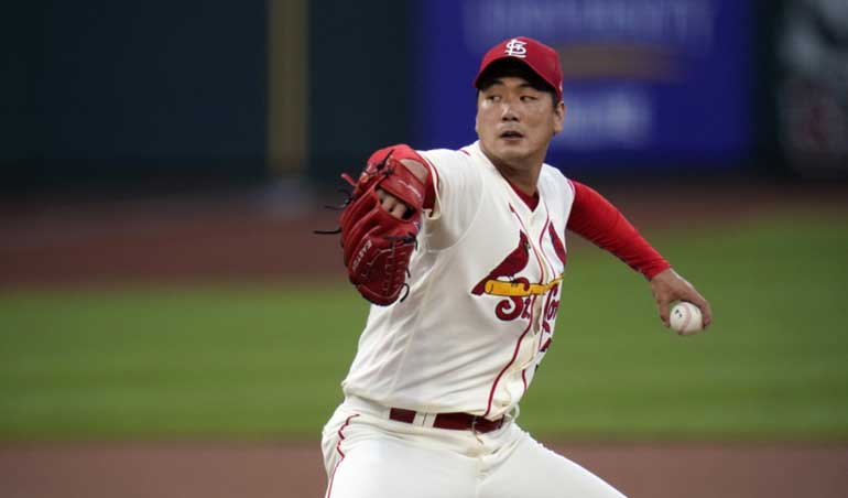 Two South Korean MLB Pitchers to Make Final Regular Season Appearances
