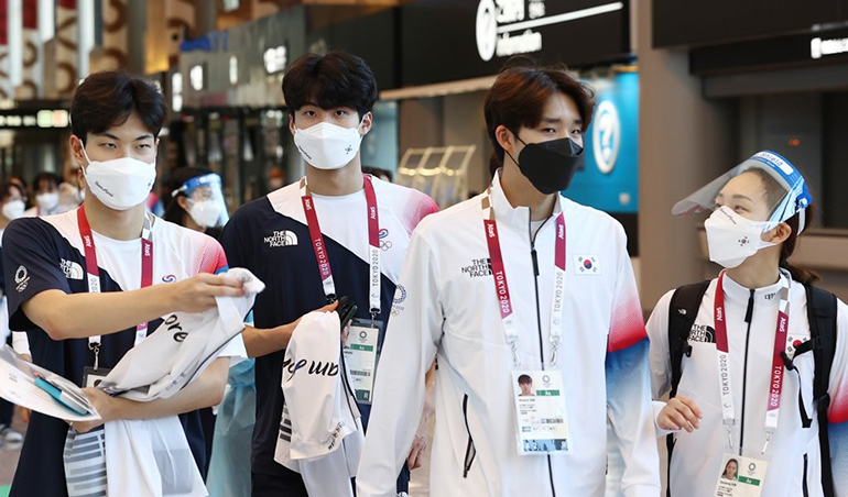 South Korean Olympic Delegation Arrives in Tokyo