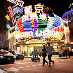 Casino Suppliers Move Away from Macau to the Philippines and Singapore