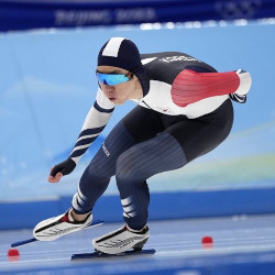 Kim Min-sun Wins the Silver Medal in 1000m at the World Cup