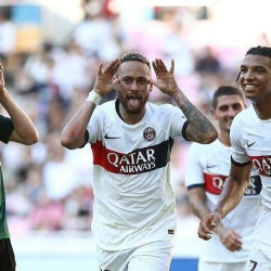 Neymar Scored a Brace to Lead PSG to a Win in Korea